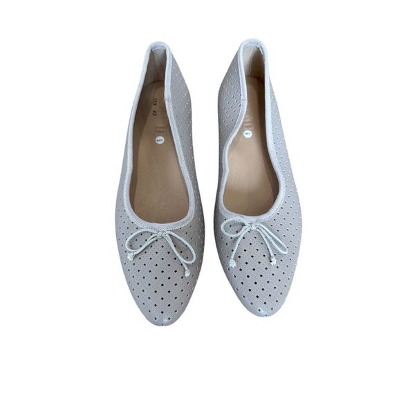 Emerald Laser Cut Ballet Flats Size Tan Size 8.5 - Picture 3 of 8